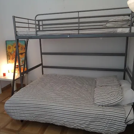 Martinez Montanes Guest house *